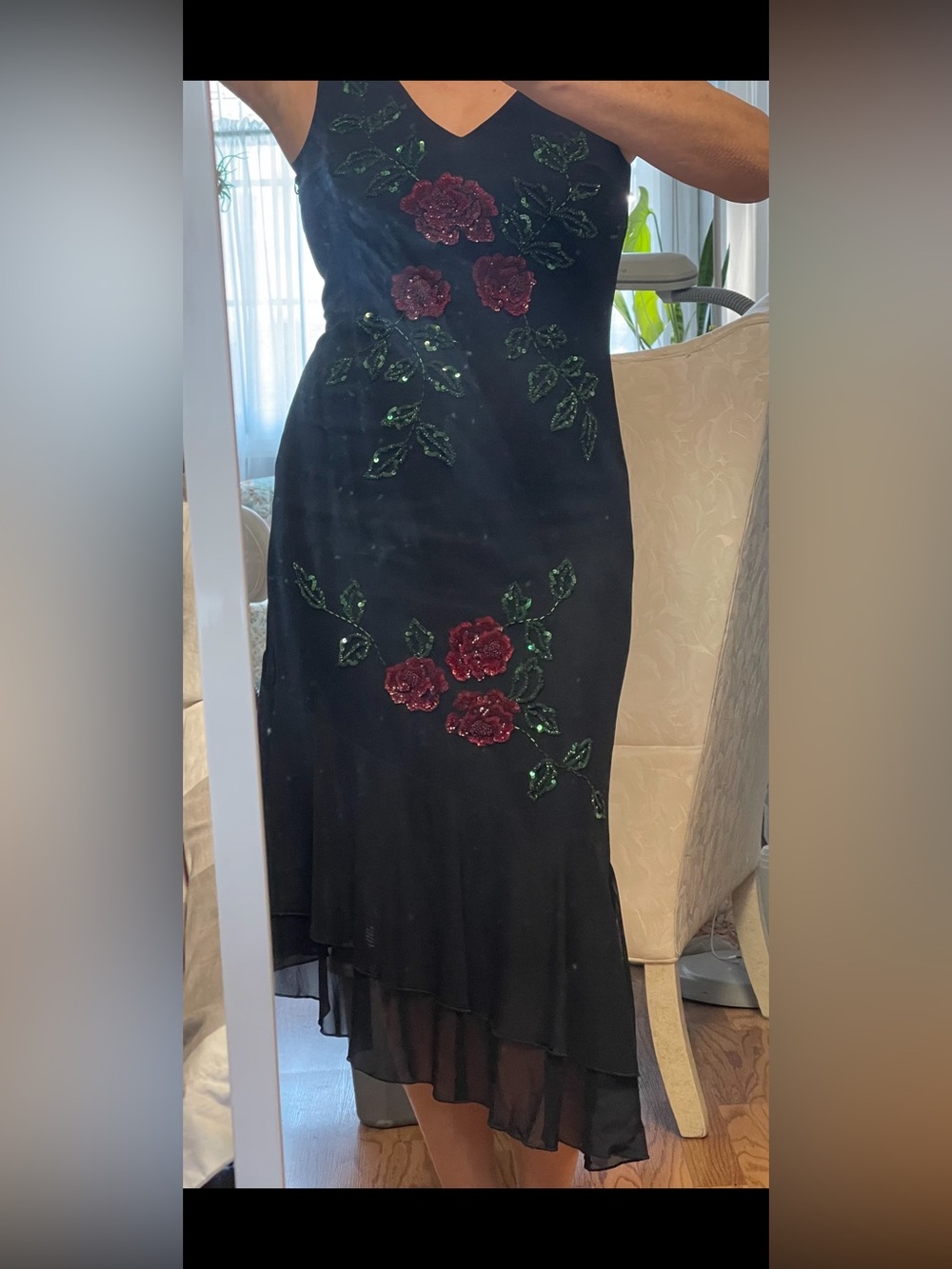 Papillon Blanc Black High-Low Skirt with Red Rose sequins